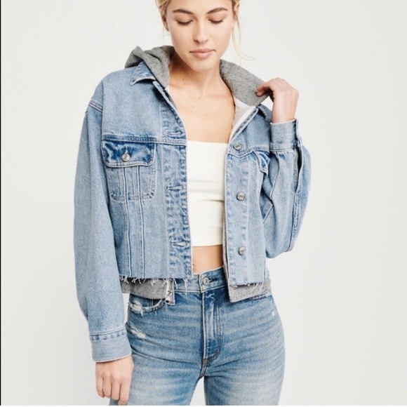 Cropped Denim Hoodie Jacket 